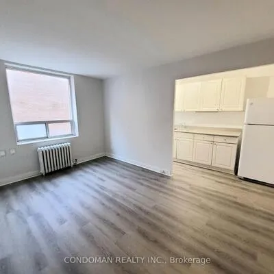 852,&nbsp;Broadview, Playter Estates-Danforth, Toronto