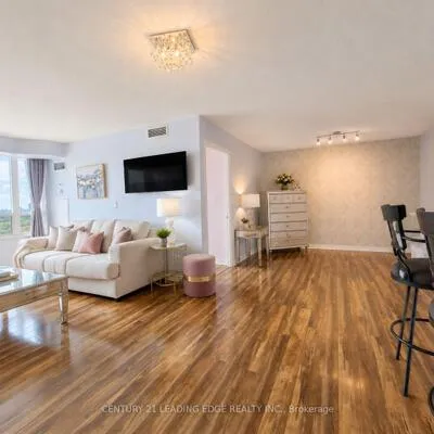 68,&nbsp;Corporate, Woburn, Toronto