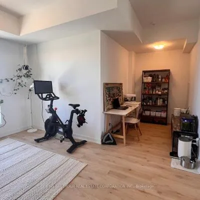 2799,&nbsp;Kingston, Cliffcrest, Toronto