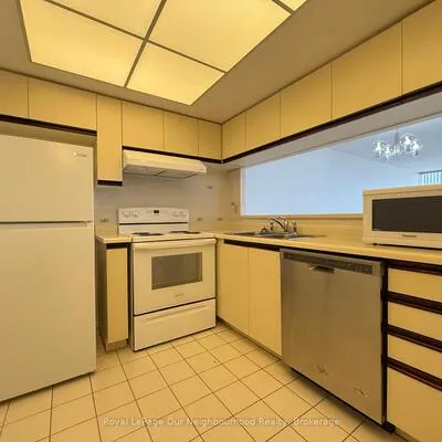 330,&nbsp;Alton Towers, Milliken, Toronto