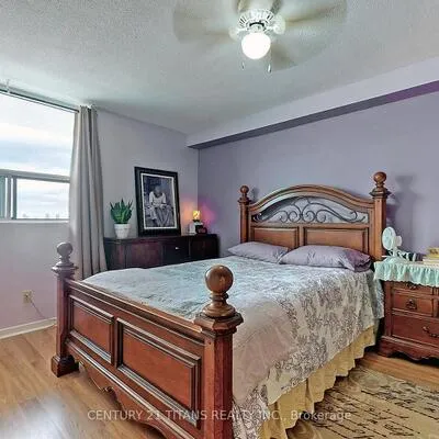 20,&nbsp;Gilder, Eglinton East, Toronto