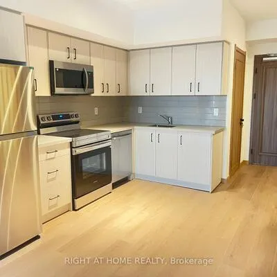 3421,&nbsp;Sheppard, Tam O'Shanter-Sullivan, Toronto