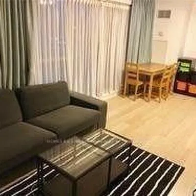 70,&nbsp;town centre, Bendale, Toronto