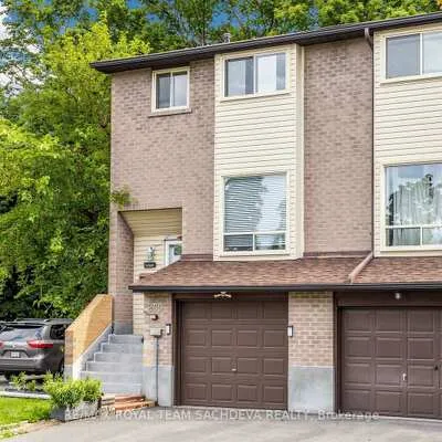 55,&nbsp;Collinsgrove, West Hill, Toronto