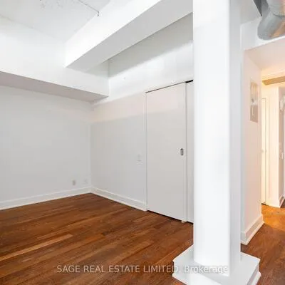 233,&nbsp;Carlaw, South Riverdale, Toronto