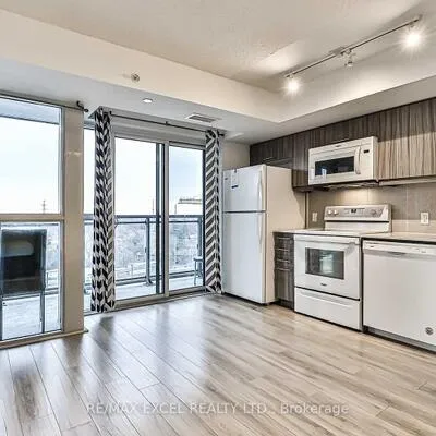 30,&nbsp;Meadowglen, Woburn, Toronto