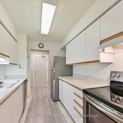 3734,&nbsp;St Clair, Cliffcrest, Toronto
