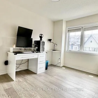 15,&nbsp;Eaton Park, L'Amoreaux, Toronto