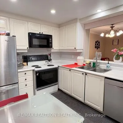 88,&nbsp;Corporate, Woburn, Toronto