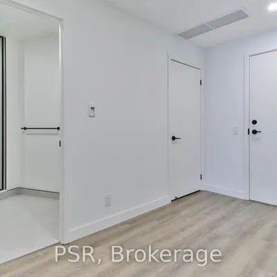 1050,&nbsp;Eastern, The Beaches, Toronto