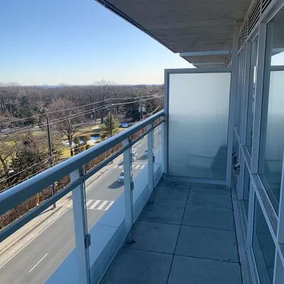 1350,&nbsp;Kingston, Birchcliffe-Cliffside, Toronto