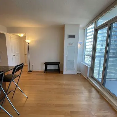 2240,&nbsp;Lake Shore, Mimico, Toronto