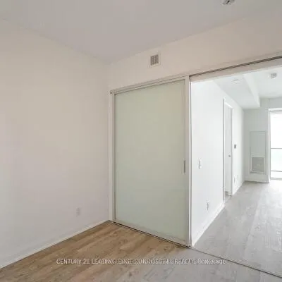70,&nbsp;Annie Craig, Mimico, Toronto
