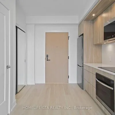 25,&nbsp;Cordova, Islington-City Centre West, Toronto