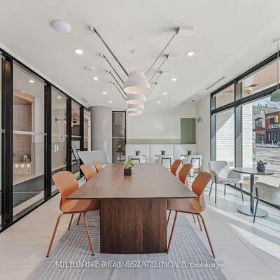 1660,&nbsp;Bloor, High Park North, Toronto