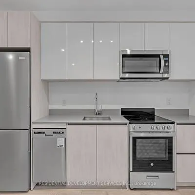 3100,&nbsp;Keele, Downsview-Roding-CFB, Toronto
