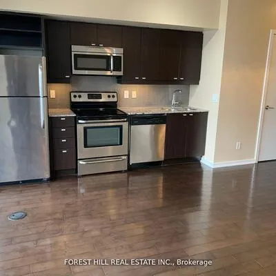 105,&nbsp;The Queensway, High Park-Swansea, Toronto