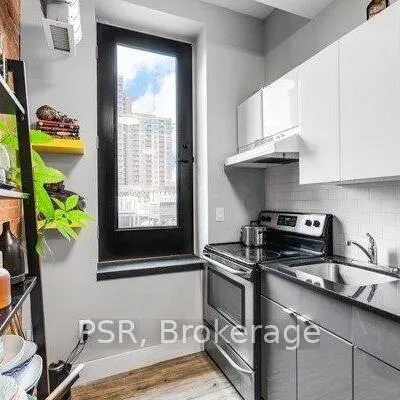 2870,&nbsp;Dundas, Junction Area, Toronto