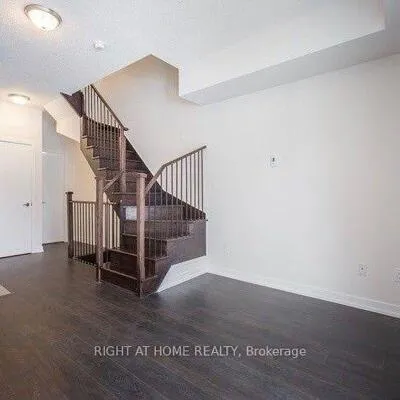 2059,&nbsp;Weston, Weston, Toronto