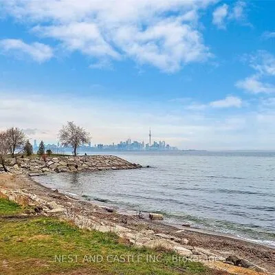 36,&nbsp;Park Lawn, Mimico, Toronto