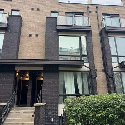 30,&nbsp;Fieldway, Islington-City Centre West, Toronto