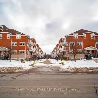 37,&nbsp;Four Winds, York University Heights, Toronto