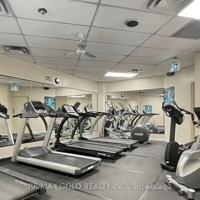 390,&nbsp;Dixon, Kingsview Village-The Westway, Toronto