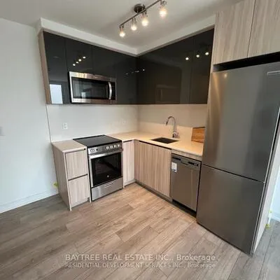 3100,&nbsp;Keele, Downsview-Roding-CFB, Toronto