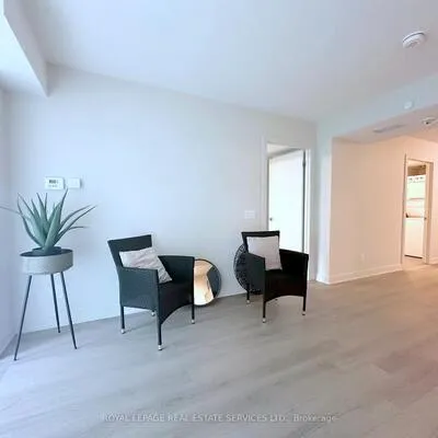 3385,&nbsp;Dundas, Runnymede-Bloor West Village, Toronto