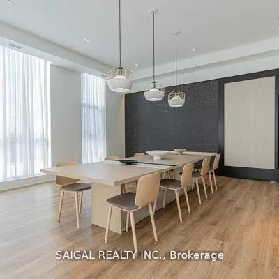 5249,&nbsp;Dundas, Islington-City Centre West, Toronto