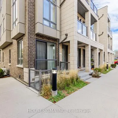 713,&nbsp;Lawrence, Yorkdale-Glen Park, Toronto