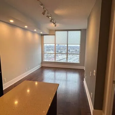 15,&nbsp;Viking, Islington-City Centre West, Toronto