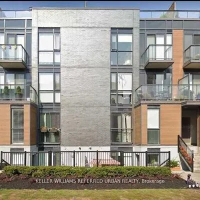 370,&nbsp;Wallace, Dovercourt-Wallace Emerson-Junction, Toronto