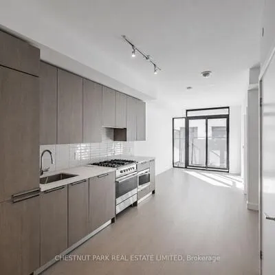 160,&nbsp;Kingsway, Kingsway South, Toronto