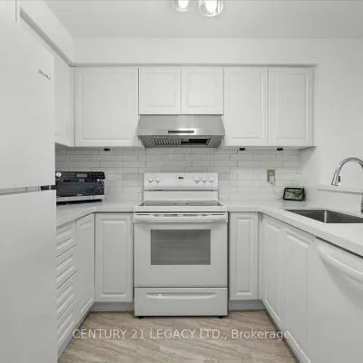 2269,&nbsp;Lake Shore, Mimico, Toronto