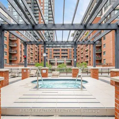 800,&nbsp;LAWRENCE, Yorkdale-Glen Park, Toronto