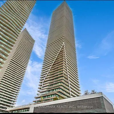 30,&nbsp;Shore Breeze, Mimico, Toronto