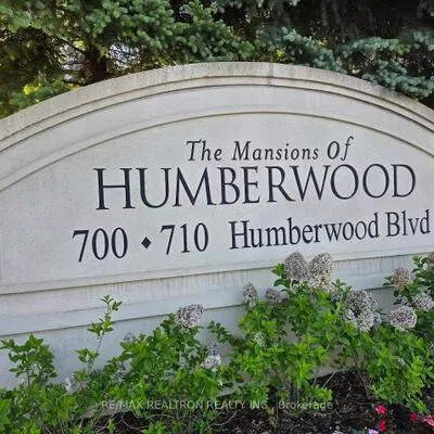 700,&nbsp;Humberwood, West Humber-Clairville, Toronto