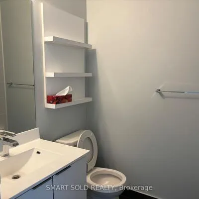 16,&nbsp;Brookers, Mimico, Toronto