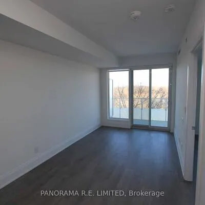 20,&nbsp;Brin, Edenbridge-Humber Valley, Toronto