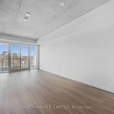 689,&nbsp;The Queensway, Stonegate-Queensway, Toronto
