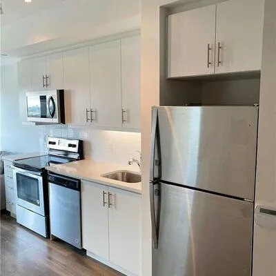 17,&nbsp;Zorra, Islington-City Centre West, Toronto