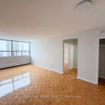 1440,&nbsp;Lawrence, Maple Leaf, Toronto