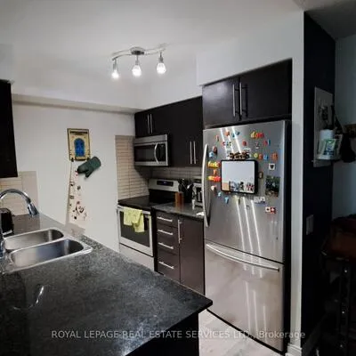 35,&nbsp;Viking, Islington-City Centre West, Toronto