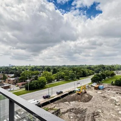 4010,&nbsp;Eglinton, Humber Heights, Toronto