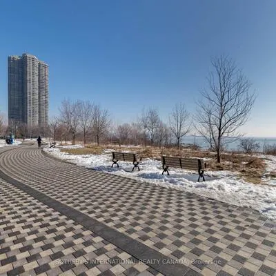 5,&nbsp;Marine Parade, Mimico, Toronto