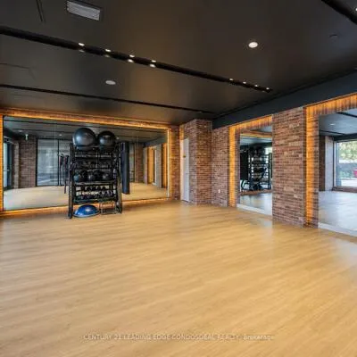 4010,&nbsp;Eglinton, Humber Heights, Toronto