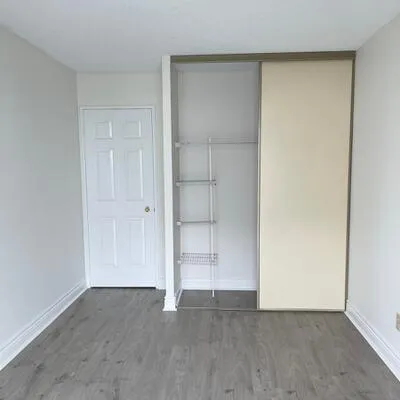 22,&nbsp;Southport, High Park-Swansea, Toronto