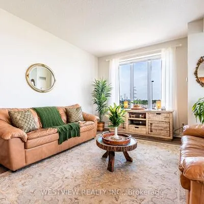 2119,&nbsp;Lake Shore, Mimico, Toronto