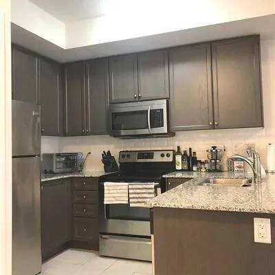 6,&nbsp;Drummond, Mimico, Toronto